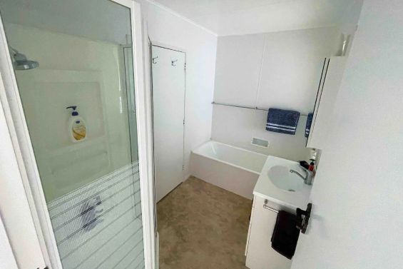 three bedroom house - bathroom